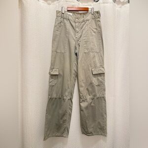 Zara Pale Green Cargo Pants - Size 4